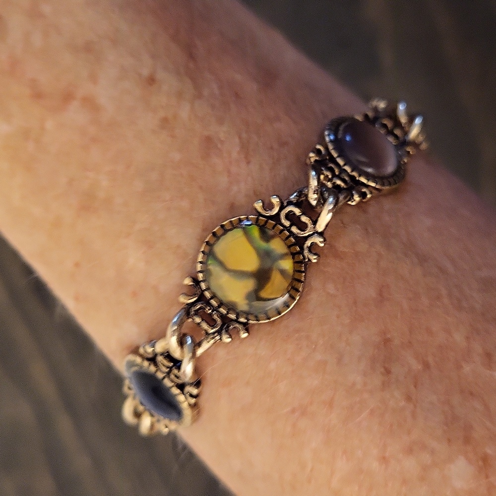 Vintage Ornate (Intricate) Faux Tigers Eye, Abalone Gold Link Bracelet - Picture 13 of 13